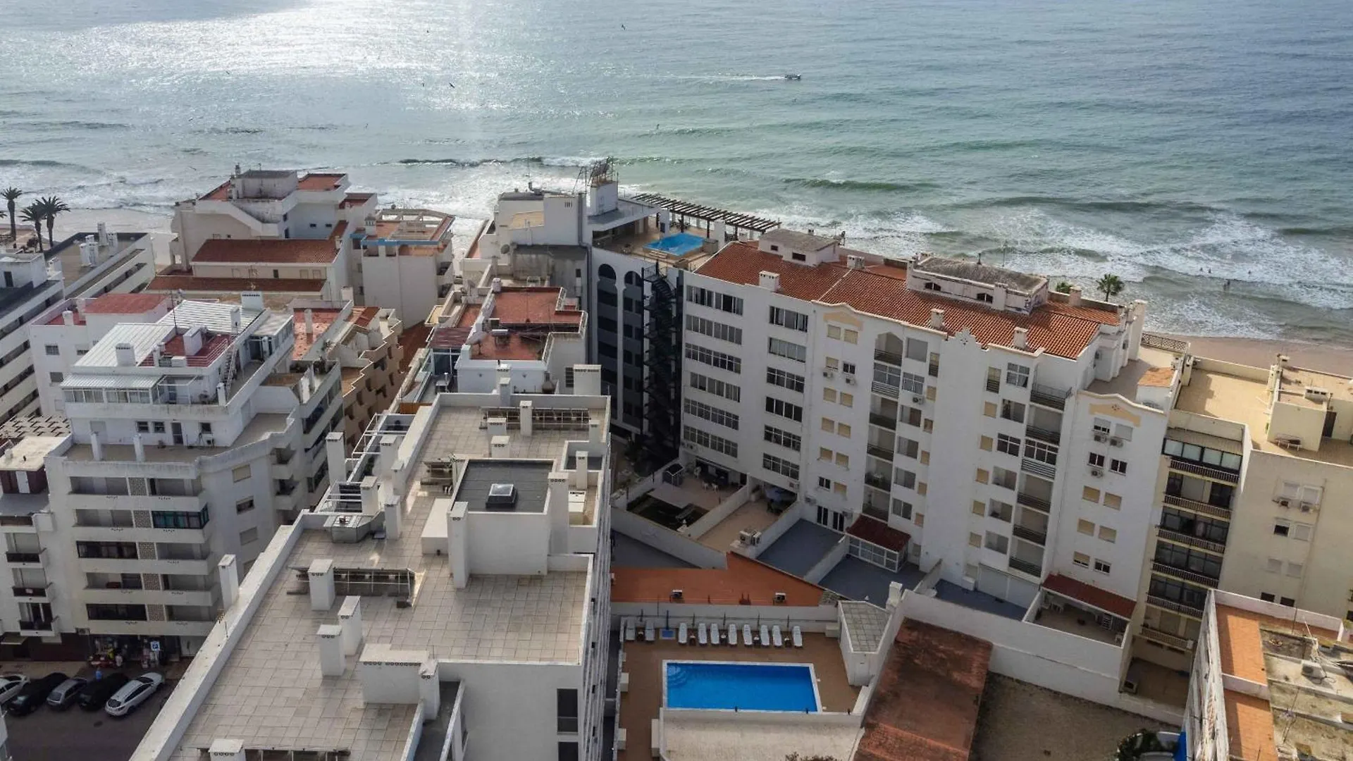 Caravelas 2-Bedroom Apartment With Pool - 50M From The Beach Armacao de Pera 0*,  Portugal